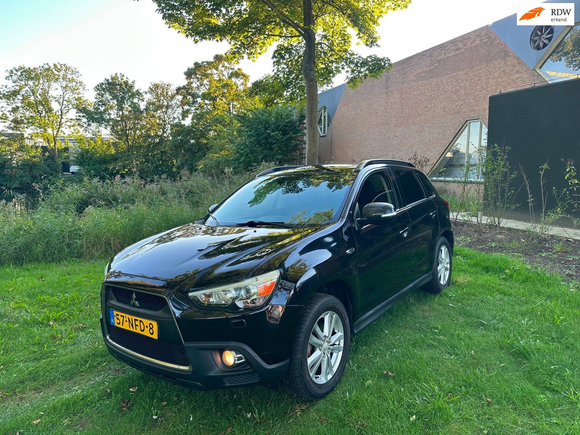 Mitsubishi ASX 1.6 Airco PDC Cruise Pano 165DKM!, Auto's, Voorwielaandrijving, Euro 5, Gebruikt, 4 cilinders