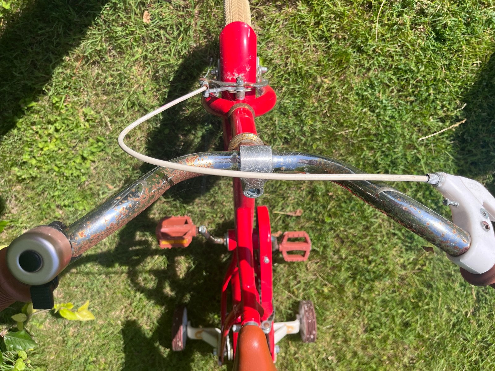 Kinderfiets 14 inch rood opknapper, Fietsen en Brommers, Ophalen, Gebruikt, Minder dan 16 inch, Zijwieltjes