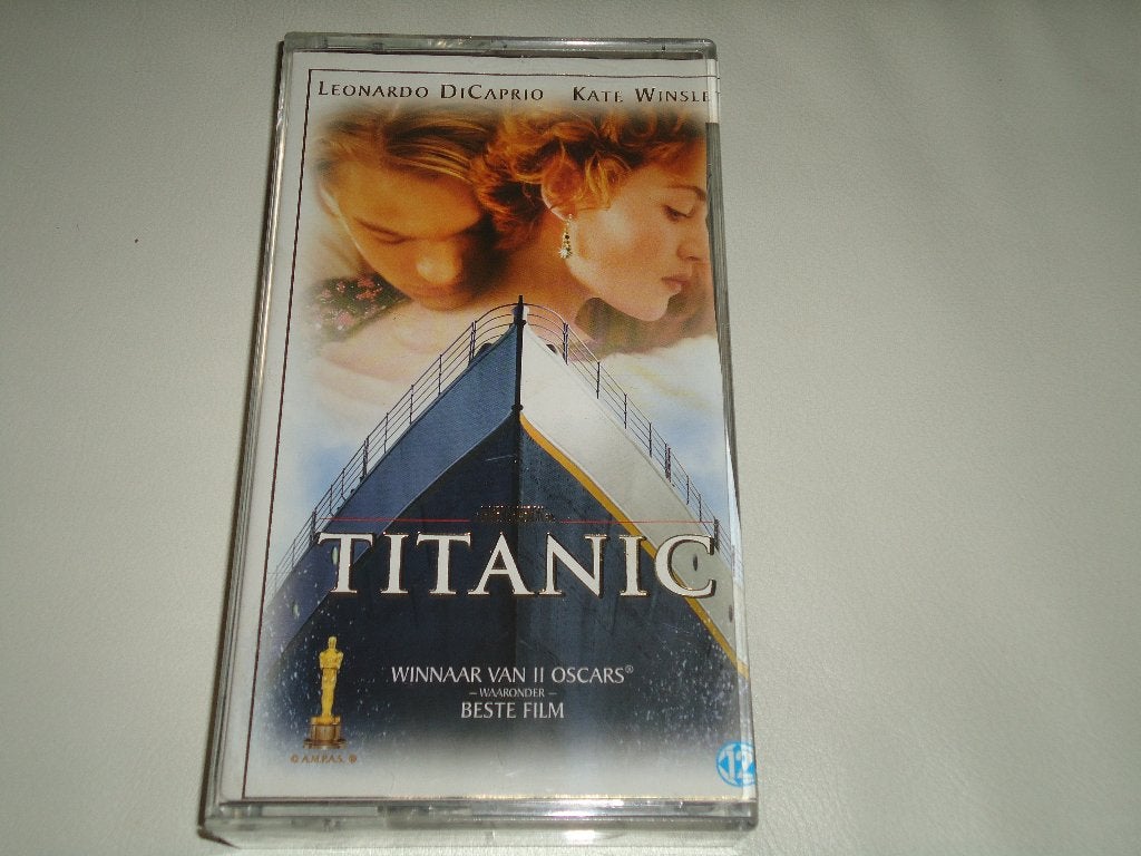videoband ,, titanic,, met leonardo dicaprio en  kate winsle, Ophalen of Verzenden, Zo goed als nieuw