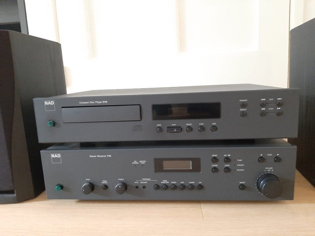 NAD Receiver en cd speler inclusief B&W luidsprekers