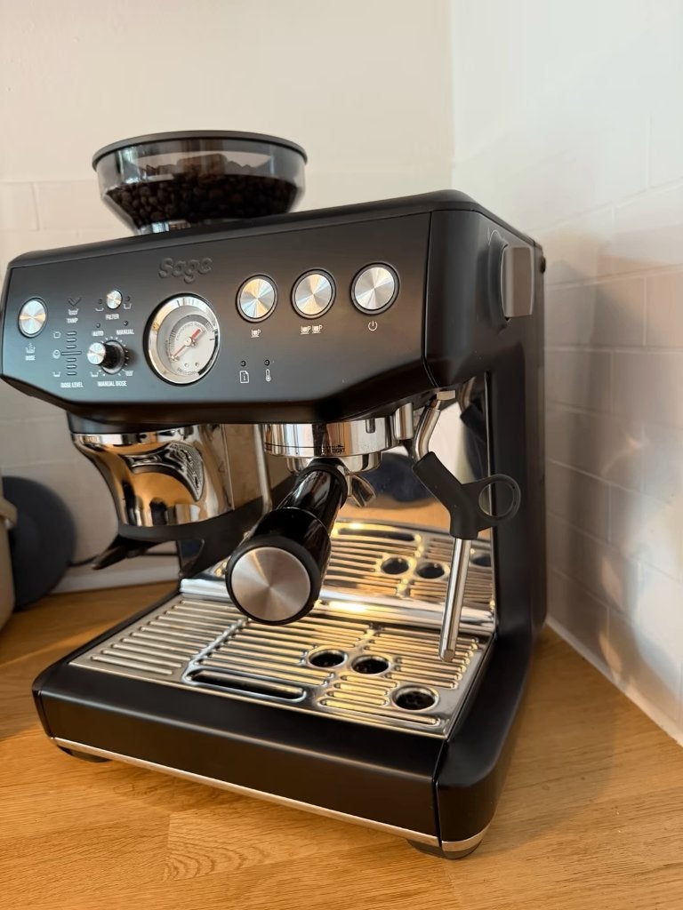 Sage Barista Express Impress espressomachine, Afneembaar waterreservoir, Espresso apparaat, Zo goed als nieuw, 2 tot 4 kopjes