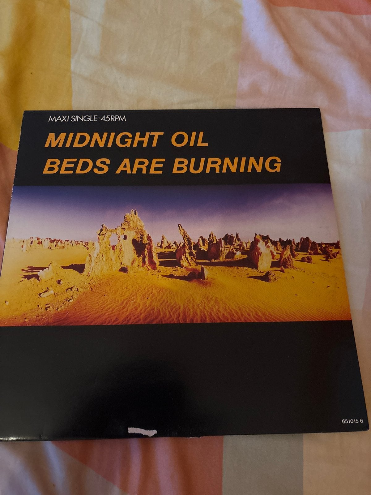 Midnight Oil - Beds Are Burning (Maxi Single 45RPM), Ophalen of Verzenden, 1980 - 1989, Gebruikt, 12 inch