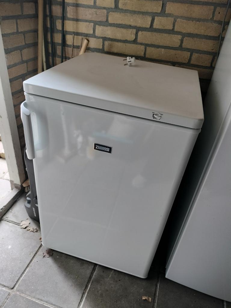 Vrieskastje, Witgoed en Apparatuur, Vriezers en Diepvrieskisten, Ophalen of Verzenden, 60 tot 90 cm, 85 tot 120 cm
