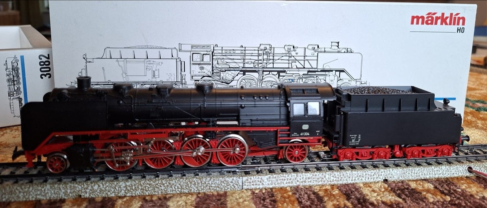 Märklin H0 3082 BD Stoomlocomotief BR 41 334 met Tender, Wisselstroom, Locomotief, Ophalen of Verzenden, Zo goed als nieuw