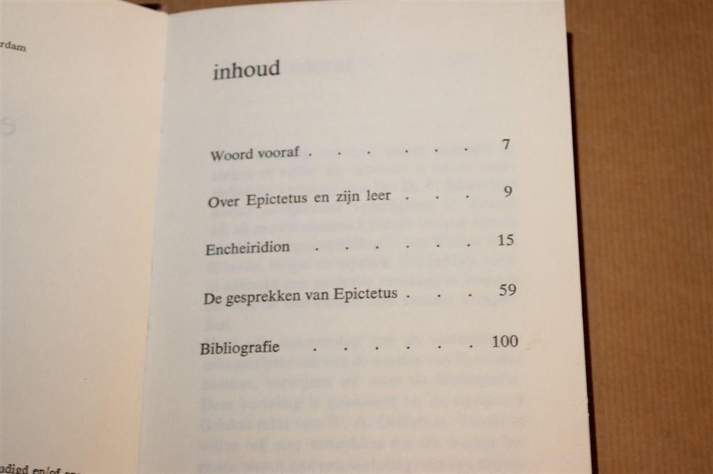 Encheiridion — Epictetus, Handboekje & Gesprekken 1975, Ophalen of Verzenden, Gelezen