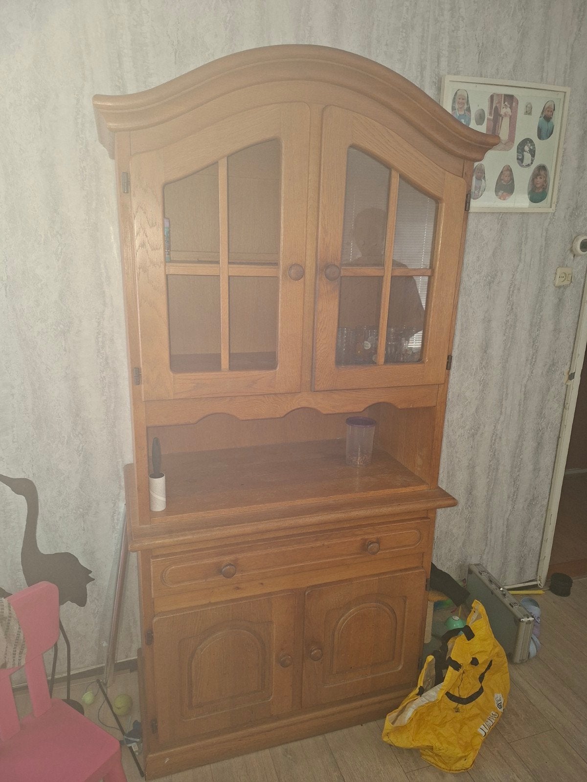 Opknapper buffetkast - mist één glasplaatje, Glas, Gebruikt, Klassiek, Landelijk, 150 tot 200 cm