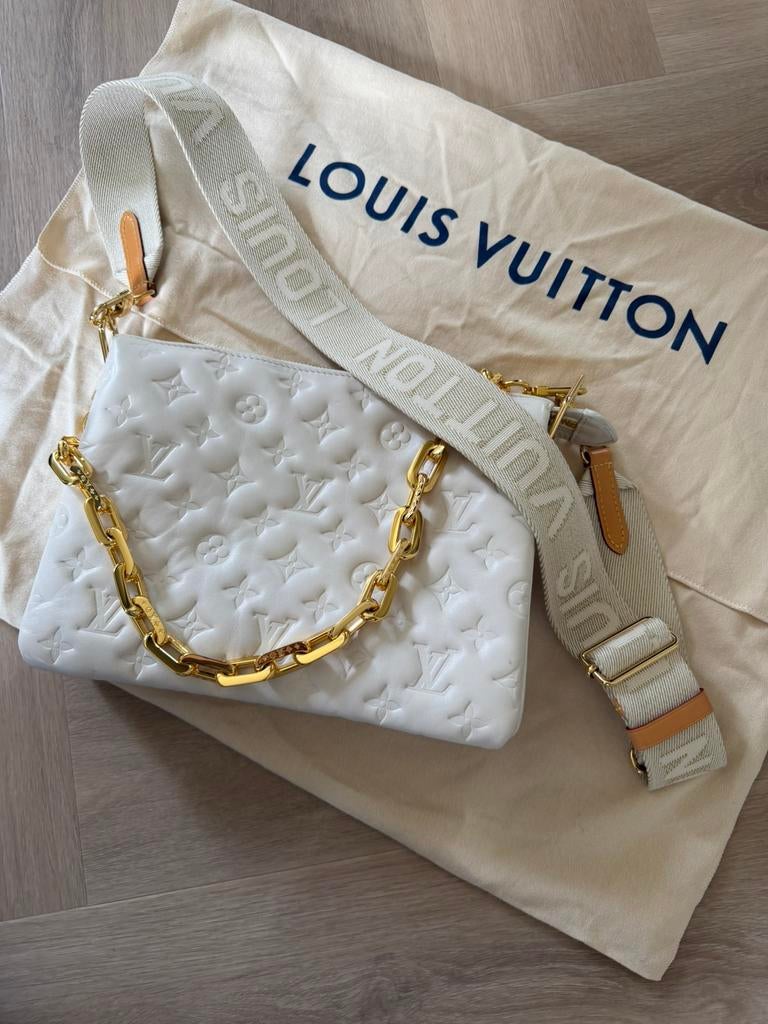 Louis Vuitton Coussin PM Bag wit nieuw, Ophalen of Verzenden, Zo goed als nieuw, Wit, Handtas