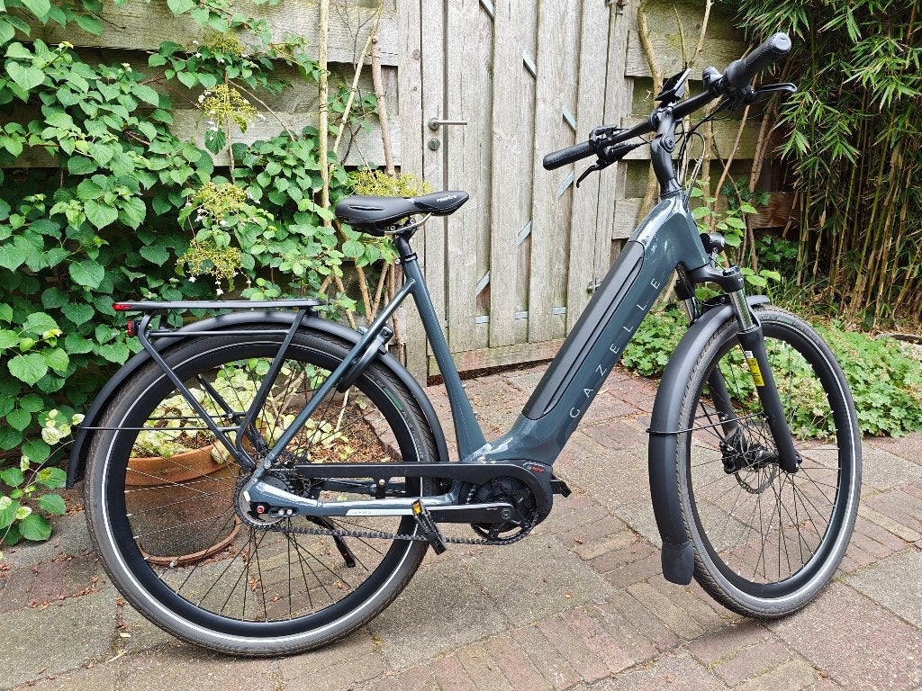 Gazelle Ultimate C5 HMB 2025, Ophalen, Zo goed als nieuw, 50 km per accu of meer, 55 tot 59 cm