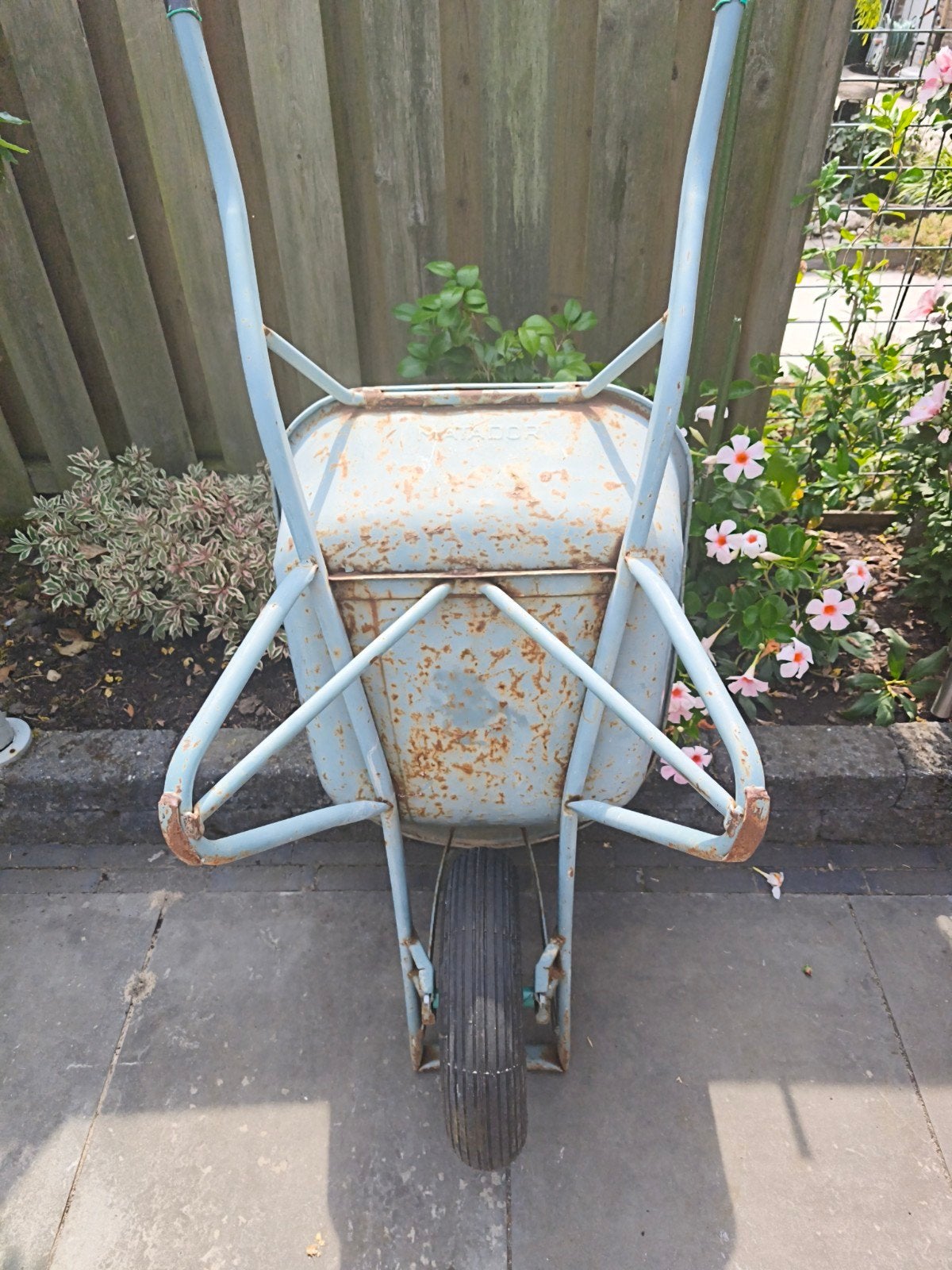 Oude Matador kruiwagen - Decoratief of voor de tuin, Ophalen, Matador, Handmatig, Gebruikt