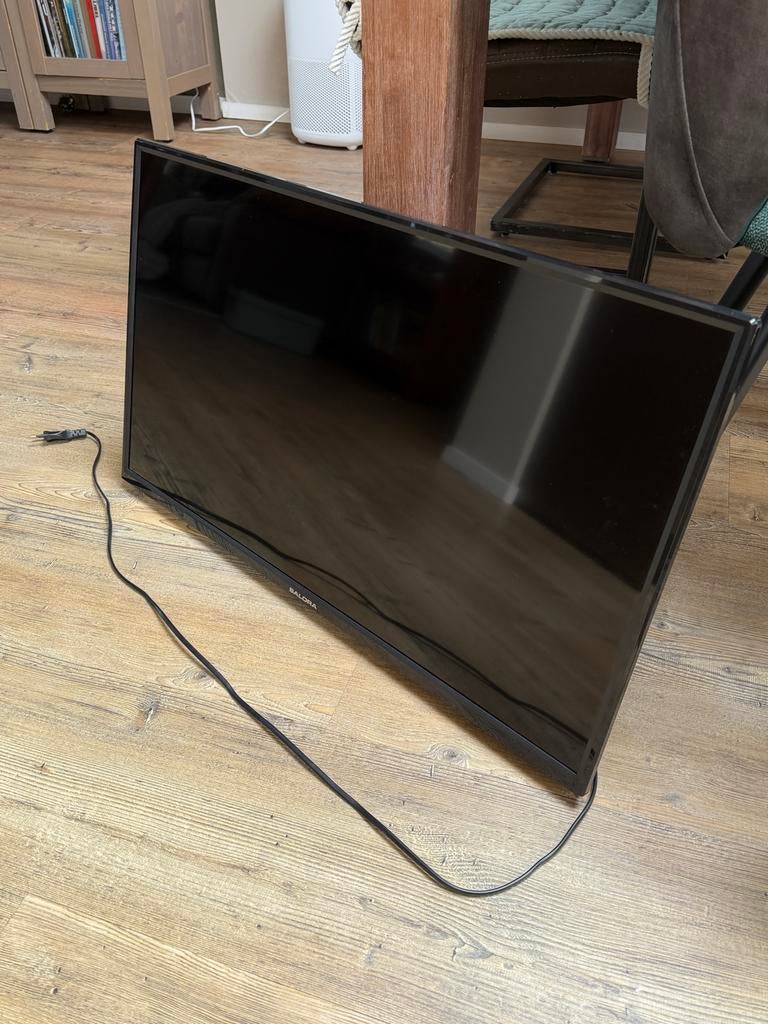 Salora 32 inch HD LED TV met afstandsbediening, 50 Hz, HD Ready (720p), 80 tot 100 cm, Ophalen