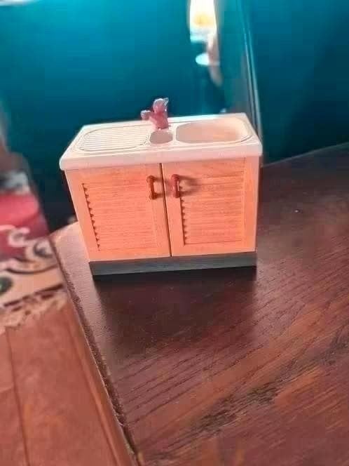 Bodo Hennig miniatuur gootsteenmeubel voor poppenhuis, Ophalen of Verzenden, Gebruikt, Poppenhuis