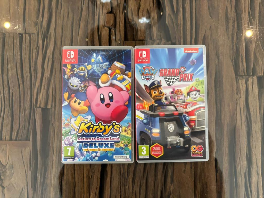Kirby's Return to Dream Land Deluxe & Paw Patrol Grand Prix, Eén computer, Zo goed als nieuw, 3 spelers of meer, Vanaf 7 jaar