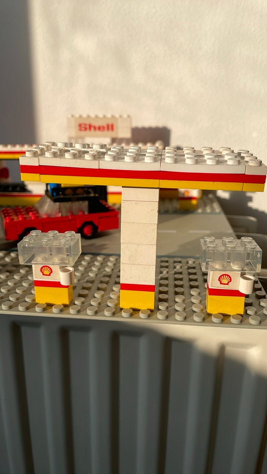 Vintage LEGO Shell Tankstation met auto en figuur, Ophalen of Verzenden, Gebruikt, Overige merken