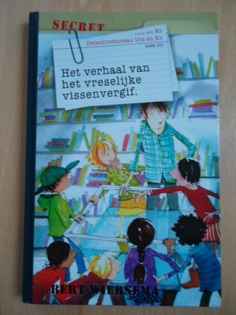 Iris en Ko 16, Het verhaal van het vreselijke vissenvergif, Boeken, Ophalen of Verzenden, Zo goed als nieuw, Fictie algemeen