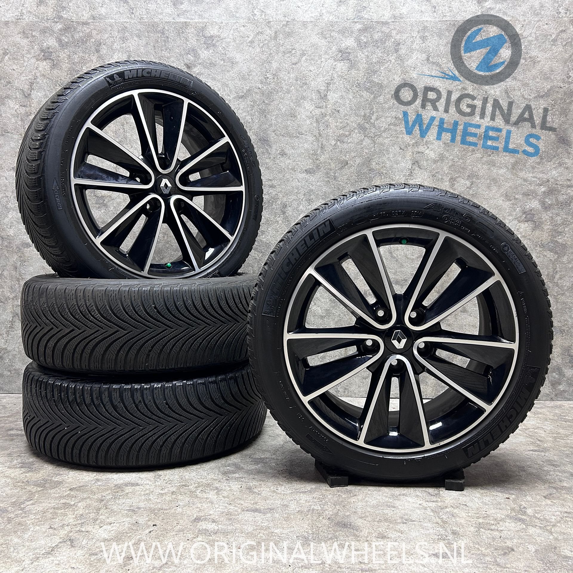17 inch originele Bose velgen + winterbanden Renault Megane