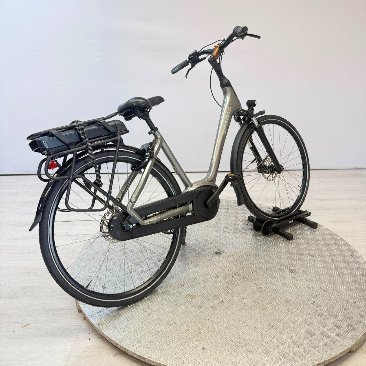 Sparta a-SHINE FIT M7b | 3.560km Dames Titan Grey gloss 48cm, Ophalen, Sparta, Gebruikt, -