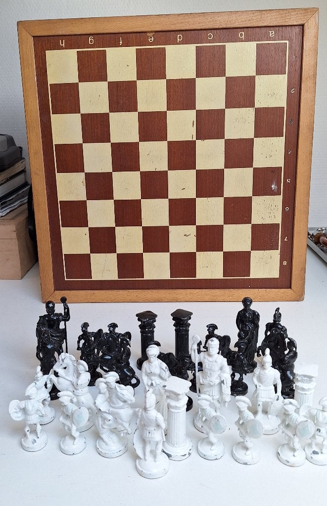 schaak stukken, Een of twee spelers, Ophalen of Verzenden, Gebruikt