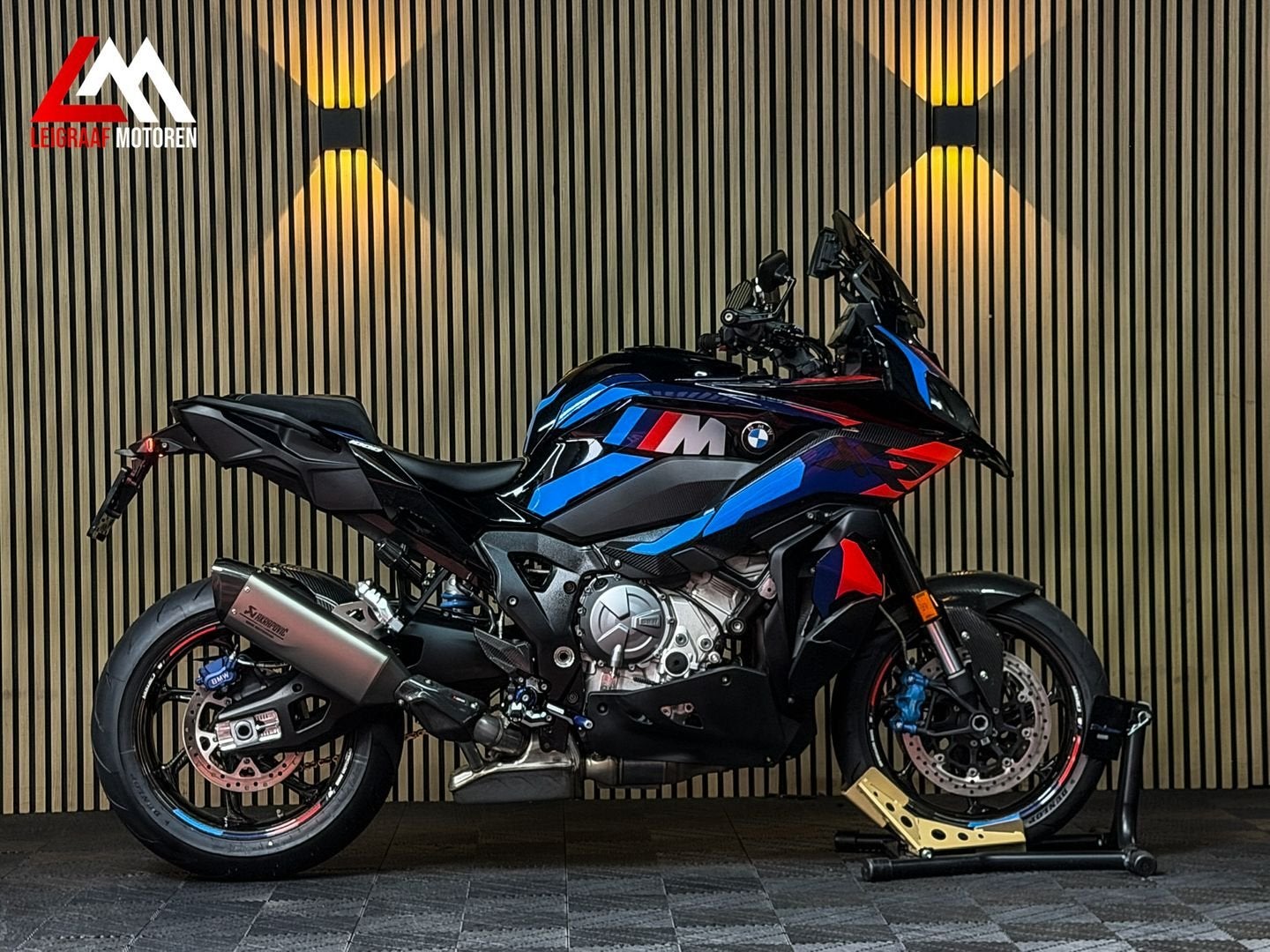 BMW M 1000 XR - 2025 - Competition - Carbon, Motoren, 4 cilinders, Bedrijf, Onbekend, Meer dan 35 kW