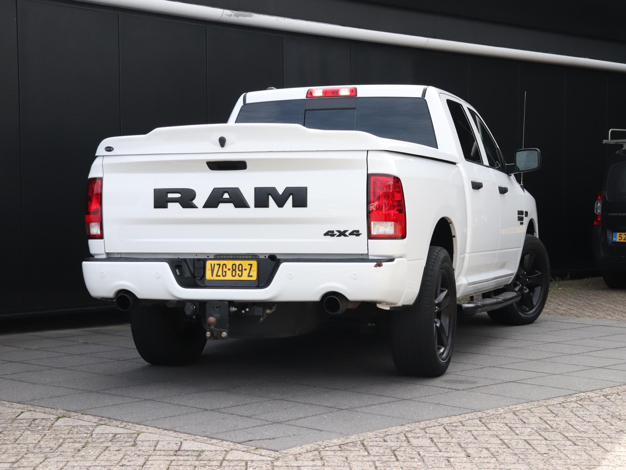 Dodge Ram 1500 classic | TREKHAAK | CRUISE | NAVI | PDC |, Auto's, Dodge, Automaat, Stof, Gebruikt, 5654 cc