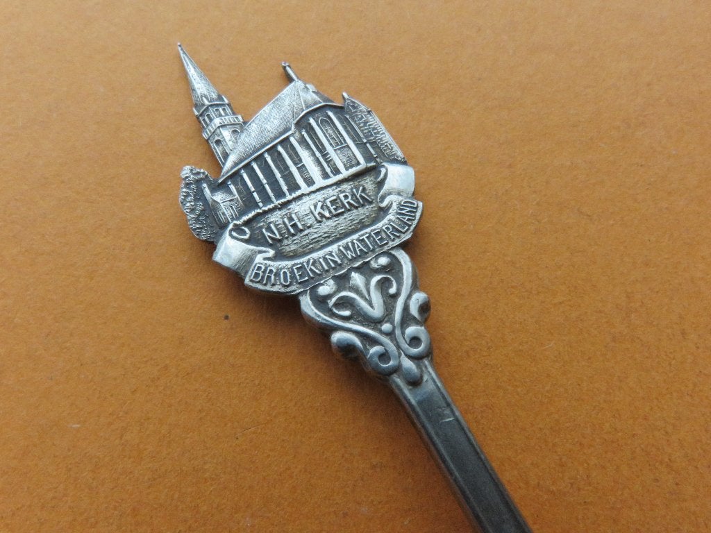 Broek in waterland . kerk lepeltje, Antiek en Kunst, Verzenden