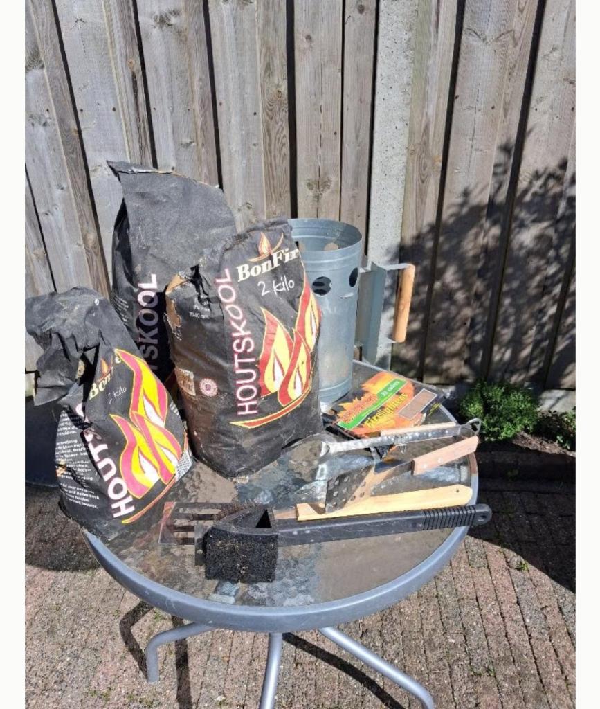 Barbeque benodigheden, Tuin en Terras, Barbecue-accessoires, Ophalen, Zo goed als nieuw