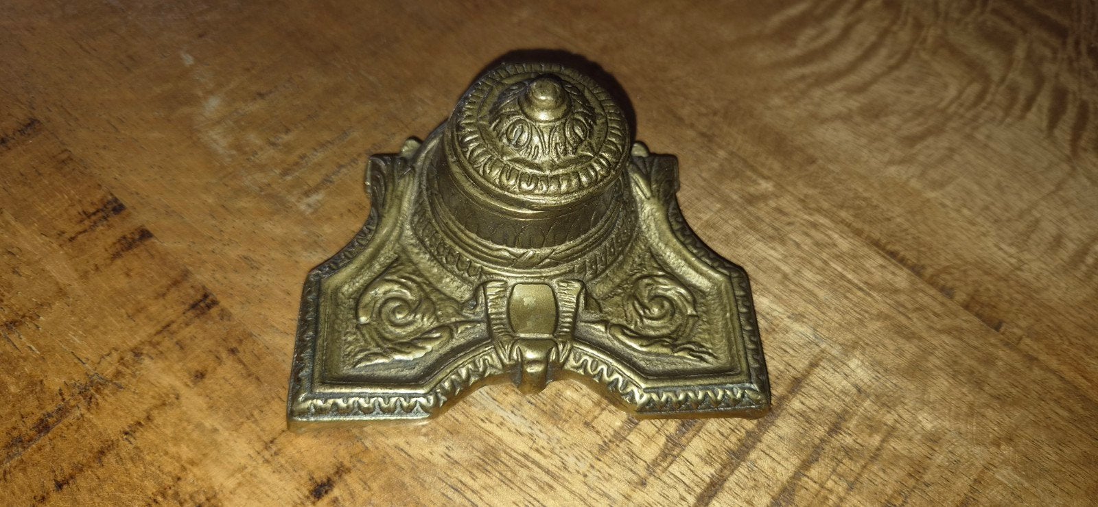 Antieke bronzen inktpot met sierlijke details, Ophalen of Verzenden
