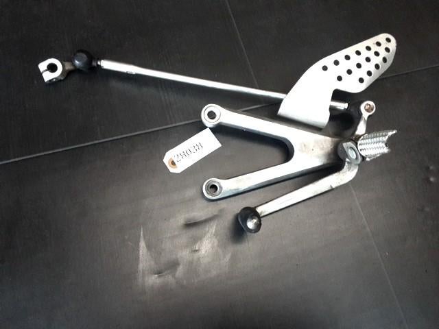 R1 2000 - 2001 Yamaha Voetsteunen en schetsplaten D1-62600, Motoren