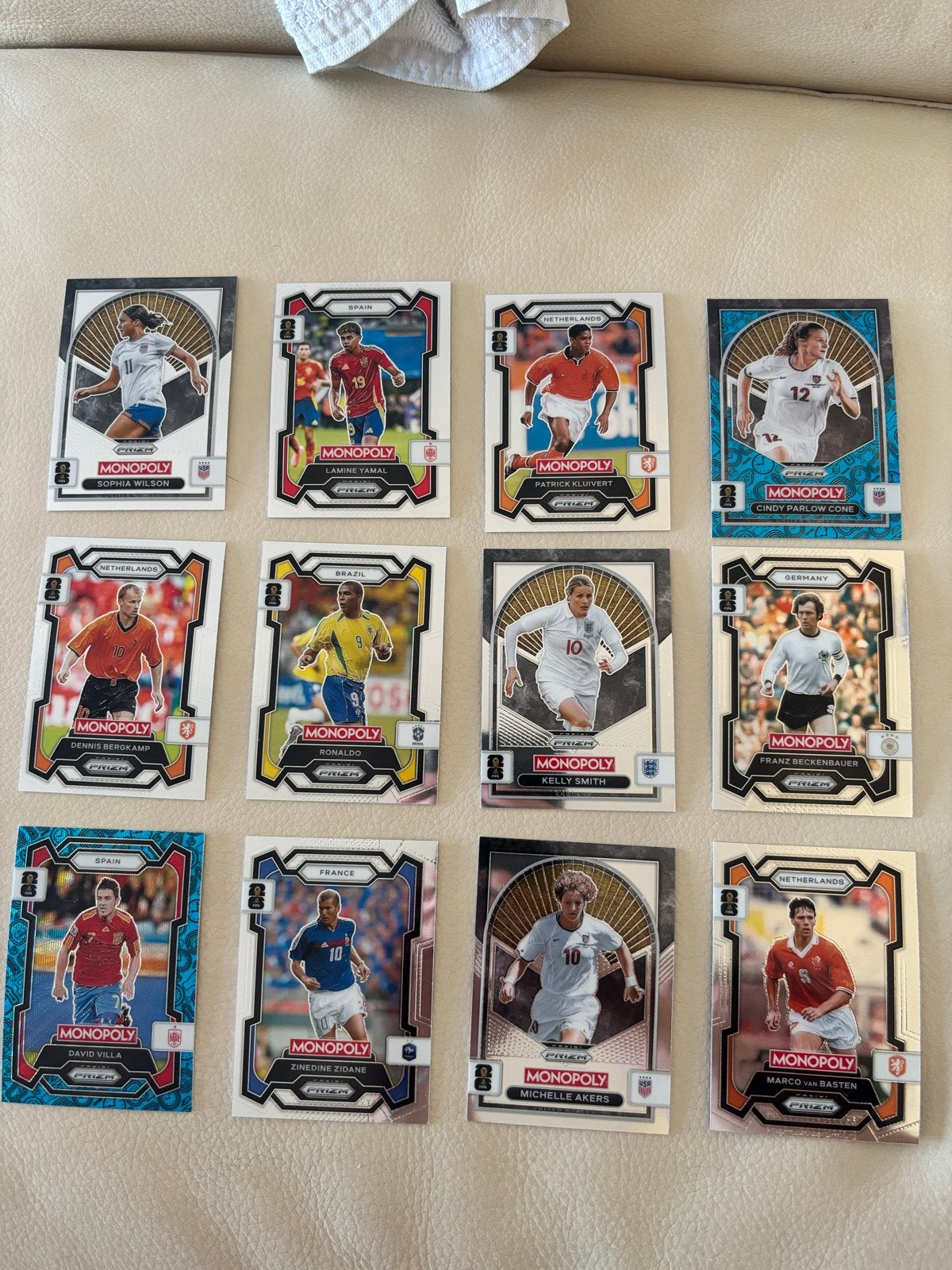 Monopoly Prizm Voetbal Spelerskaarten - Diverse Spelers, Verzamelen, Sportartikelen en Voetbal, Ophalen of Verzenden, Zo goed als nieuw