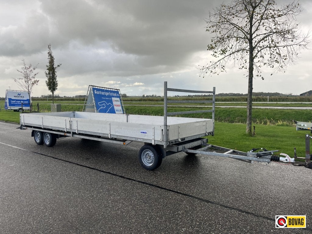 Nette Hulco Rota Schamelwagen 3500kg 611x203cm volledig LED, Gebruikt