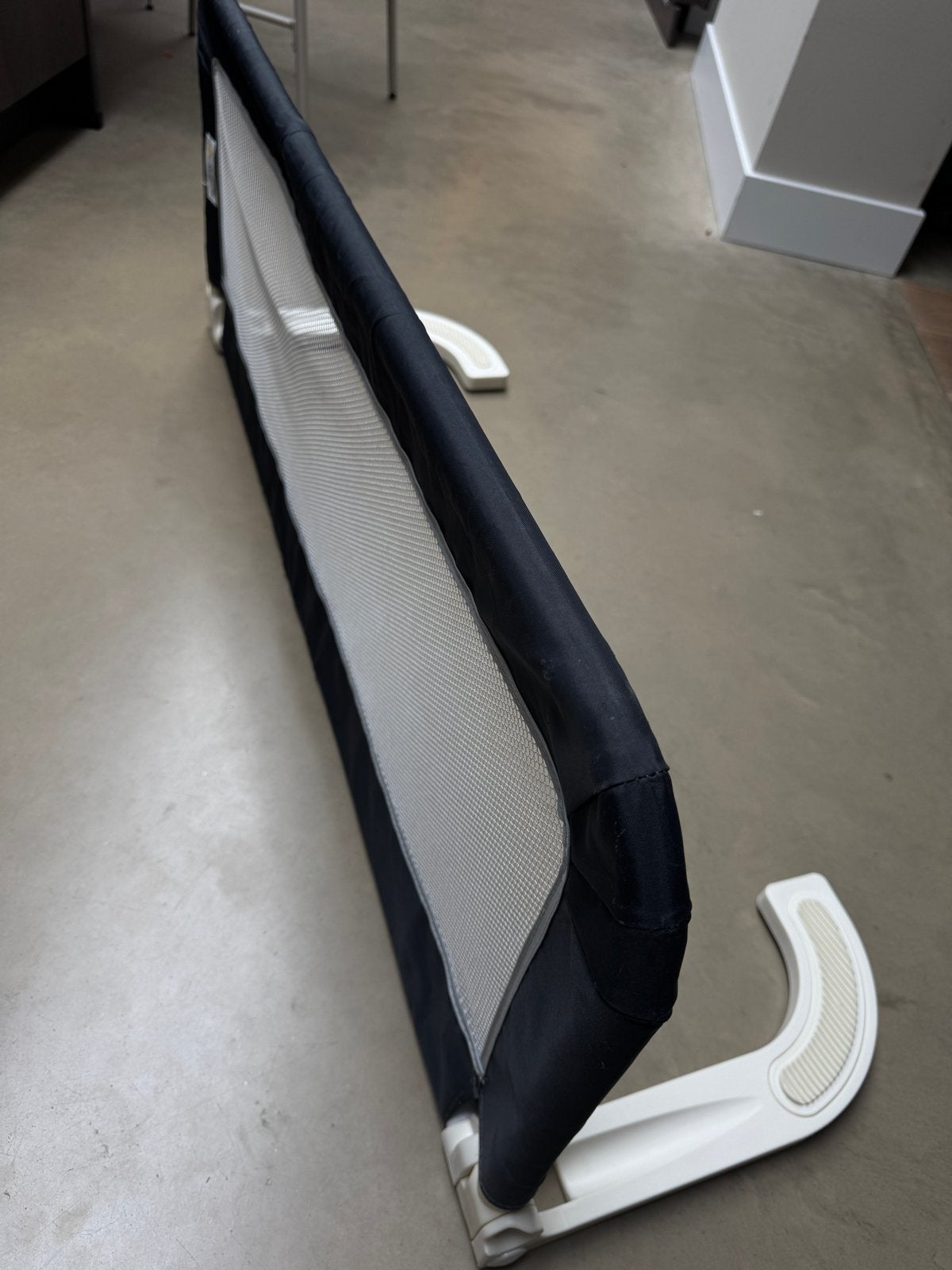 Safety 1st bedhekje, zwart, 100 cm, Kinderen en Baby's, Traphekjes, Ophalen, Zo goed als nieuw, Klemhekje, Metaal of IJzer