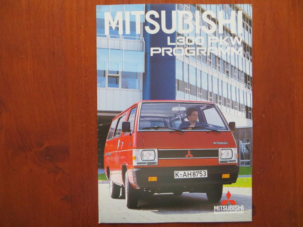 Mitsubishi L300 PKW Programm (jan. 1986), Ophalen of Verzenden, Zo goed als nieuw, Mitsubishi