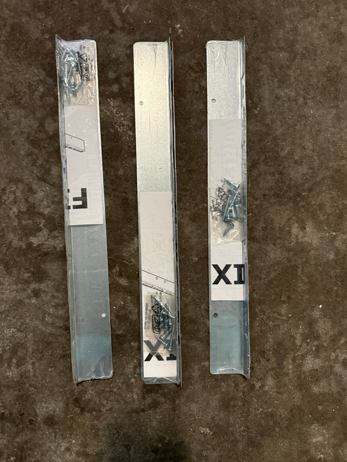 IKEA FIXA Steunbeslag voor werkblad, verzinkt (3 stuks), Verzenden, Nieuw, 100 tot 250 mm, Overige typen