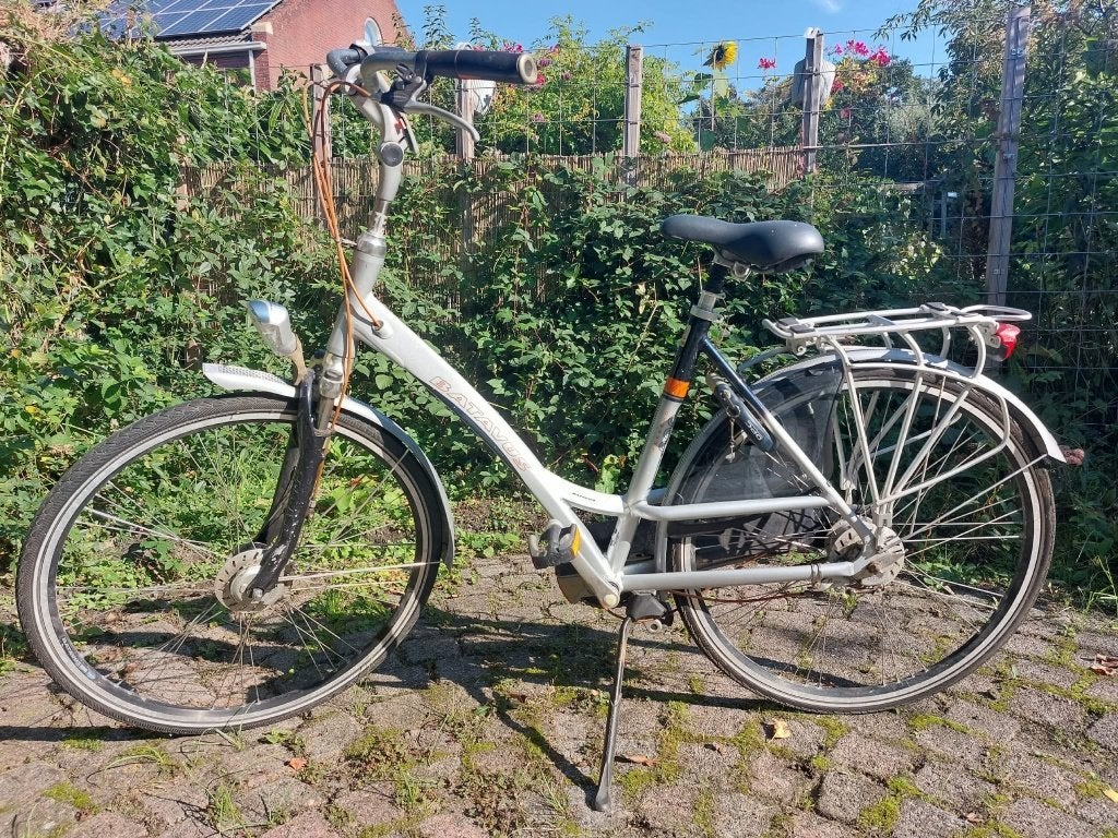 Witte Batavus damesfiets, Fietsen en Brommers, Ophalen, Gebruikt, (Extra) lage instap, Batavus