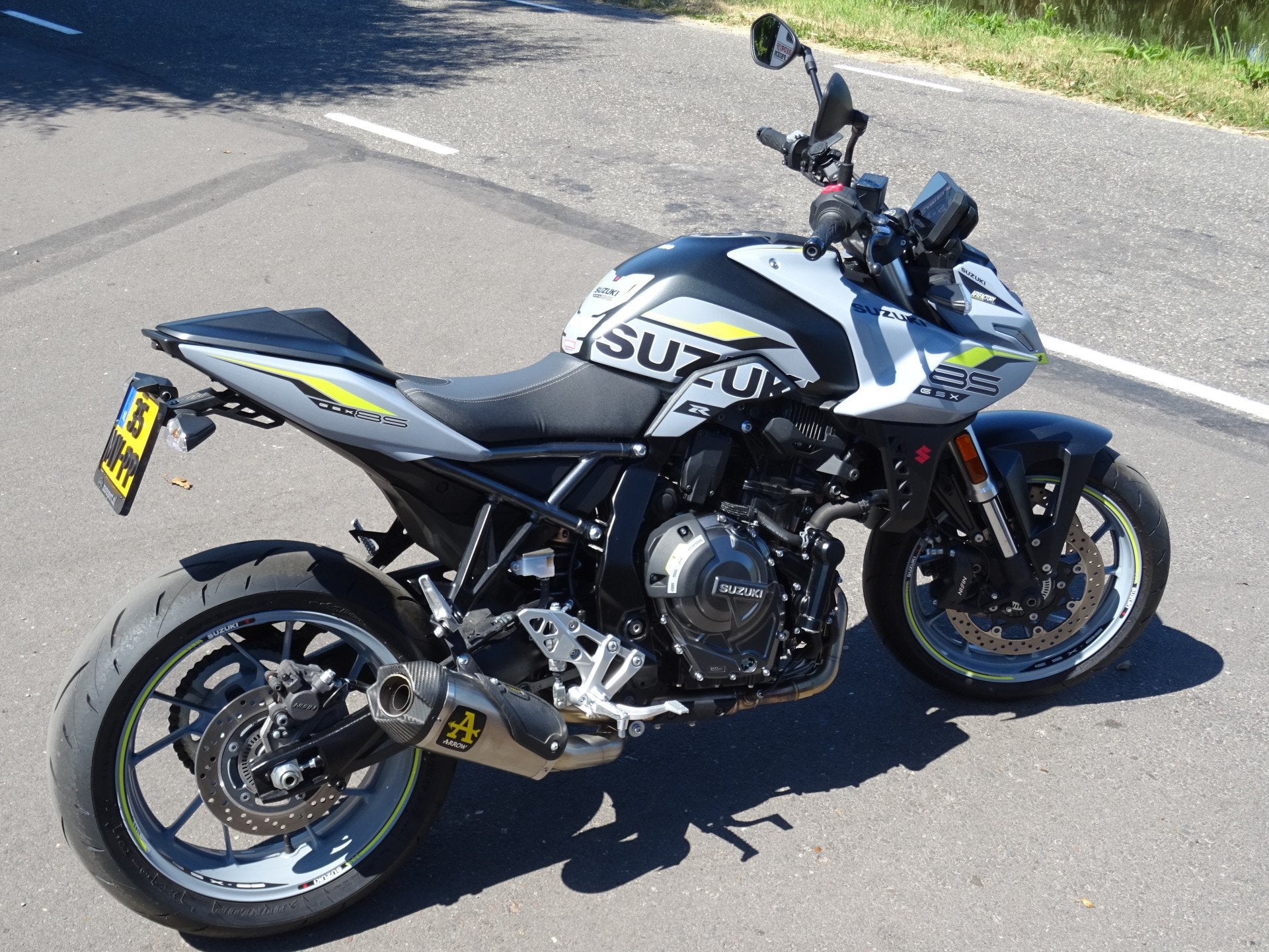 Suzuki GSX-8S * ARROW * DUOZIT * LUXE ZADEL ! (bj 2024), ABS, Overig, Handgeschakeld, 776 cc