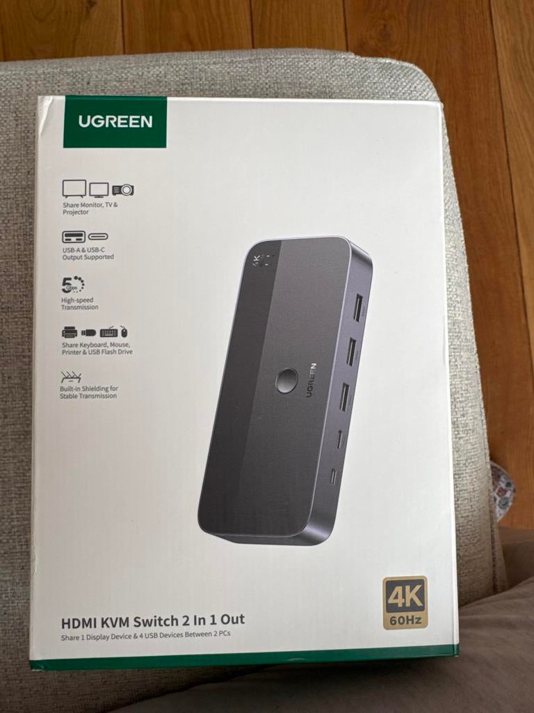 UGREEN HDMI KVM Switch 2 In 1 Out 4K 60Hz, Ophalen, Zo goed als nieuw