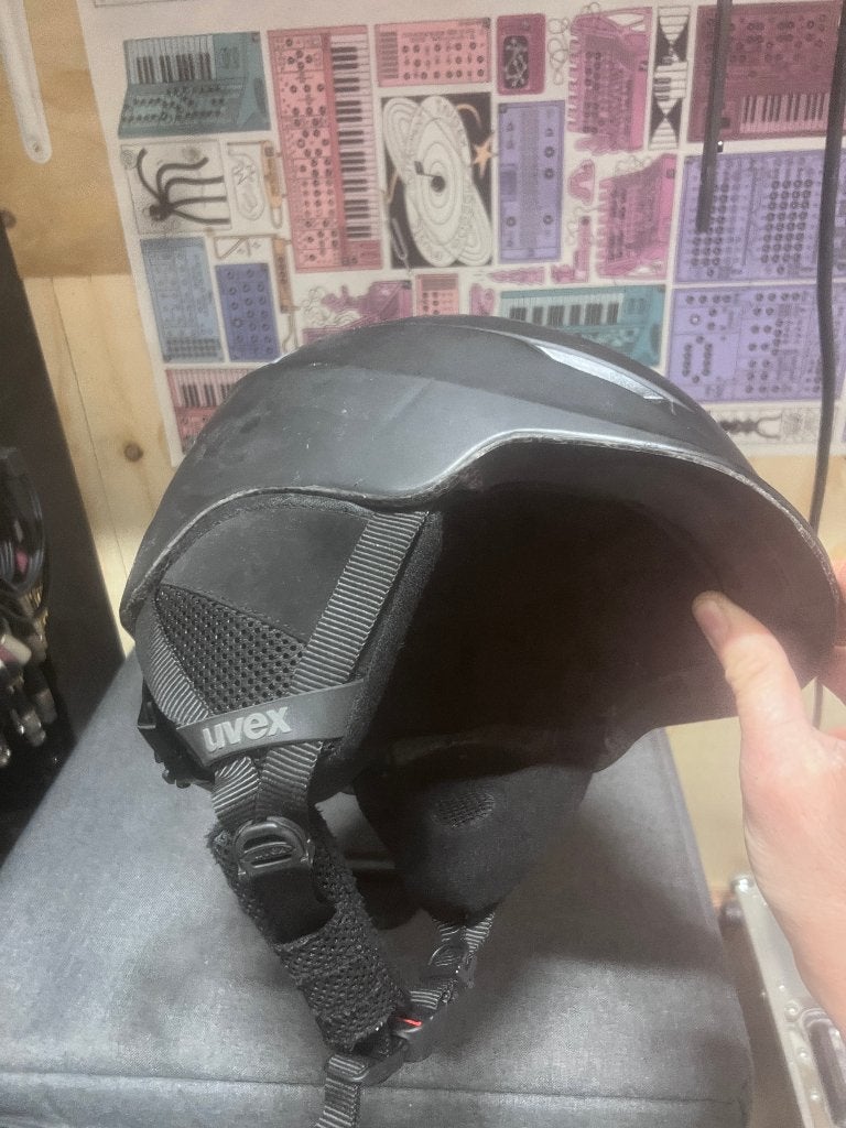 Foto 7 van Uvex skihelm - Zwart - Gebruikt
