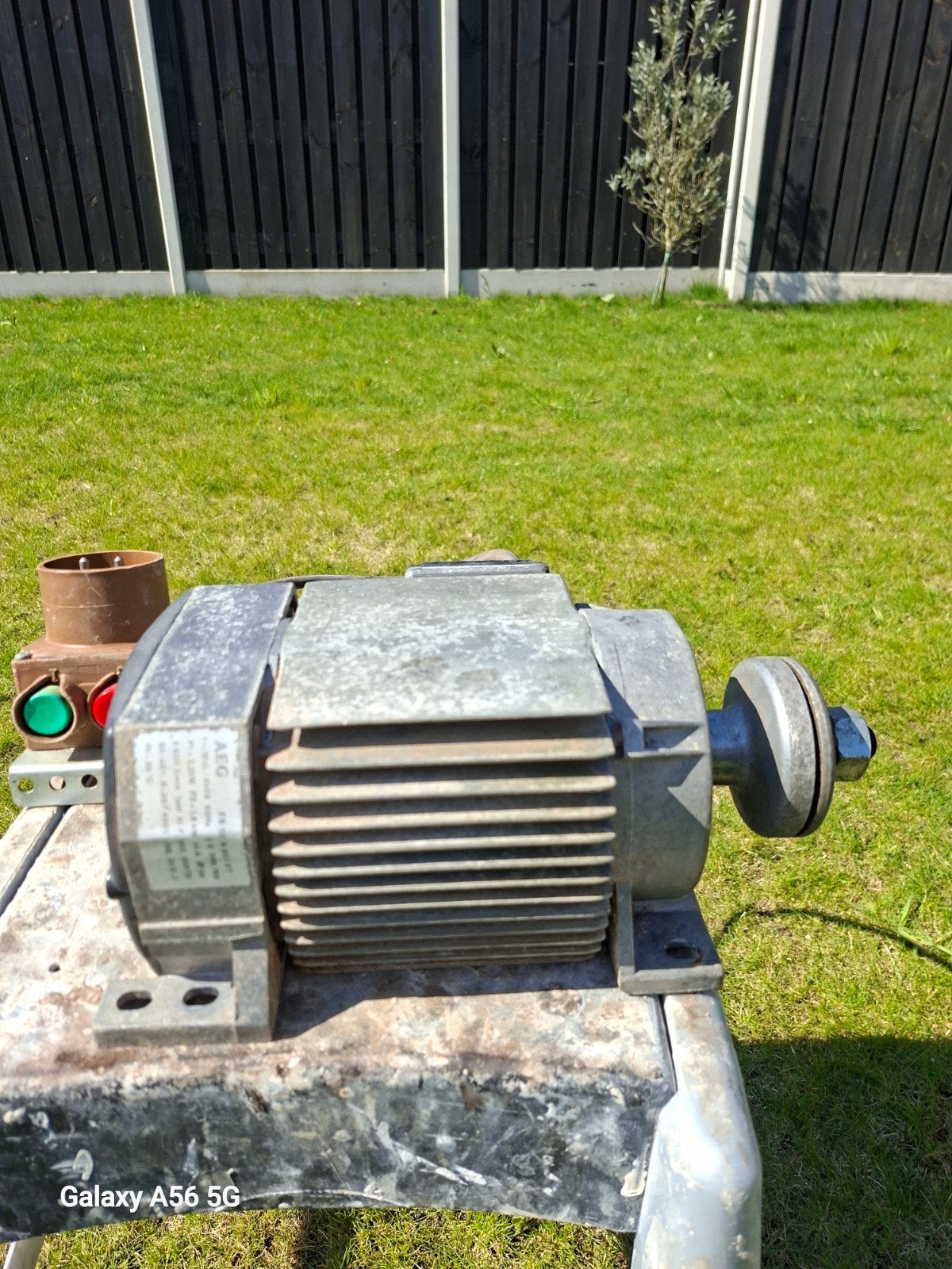 AEG Elektromotor - Gebruikt maar functioneel, Doe-het-zelf en Verbouw, Motoren, Ophalen of Verzenden, Gebruikt, Elektromotor, 1400 tot 1800 rpm