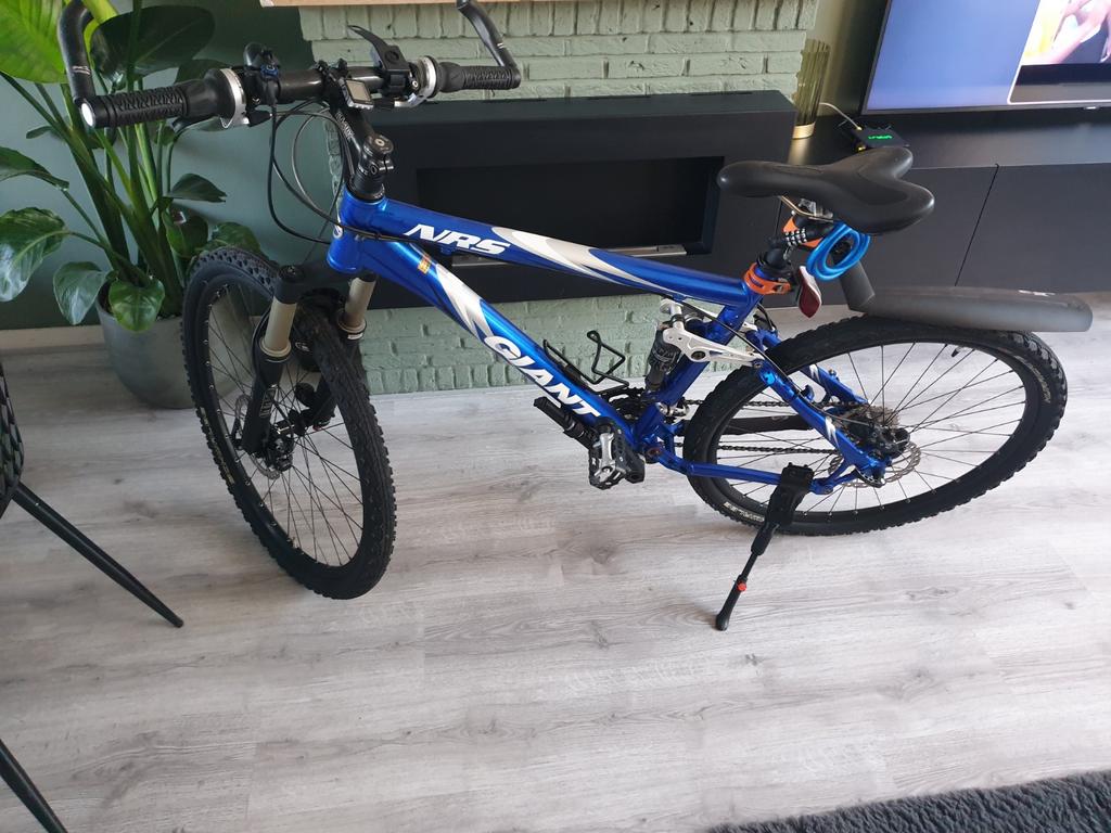 Mooi en vrijwel nieuwe Giant Nrs2 26 inch, Ophalen of Verzenden, Zo goed als nieuw, Giant