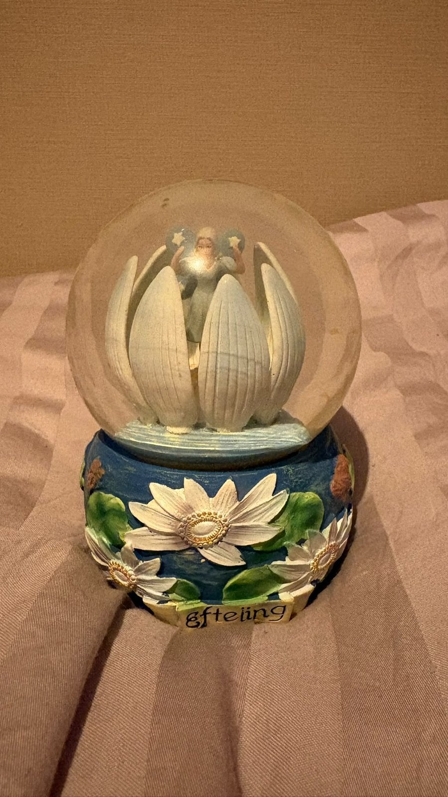 Efteling Anton Pieck Sneeuwbol met Elfje en Waterlelie, Ophalen of Verzenden, Zo goed als nieuw, Beeldje of Poppetje