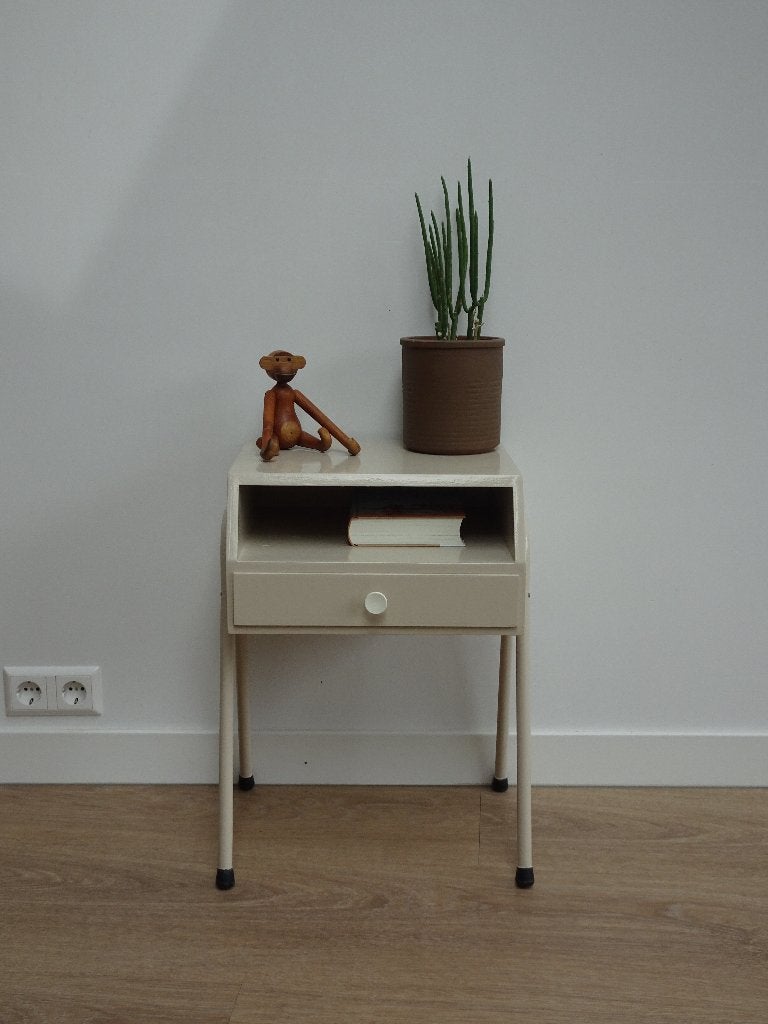 Vintage nachtkastje / bijzettafel met lade, Ophalen, Gebruikt, Minder dan 45 cm, 55 tot 70 cm