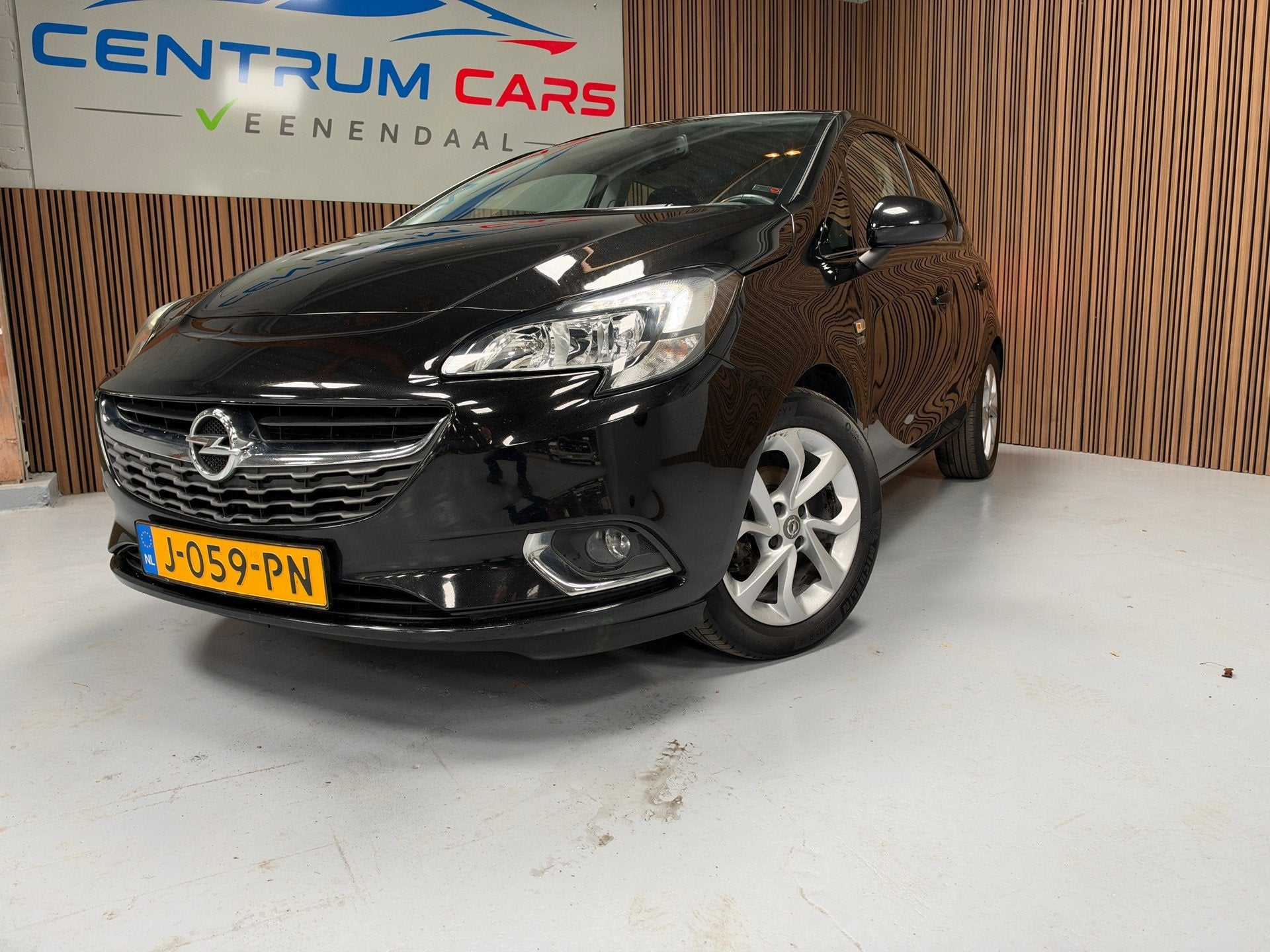 Opel Corsa 1.4 120 Jaar Edition, Voorwielaandrijving, 1063 kg, Gebruikt, 4 cilinders