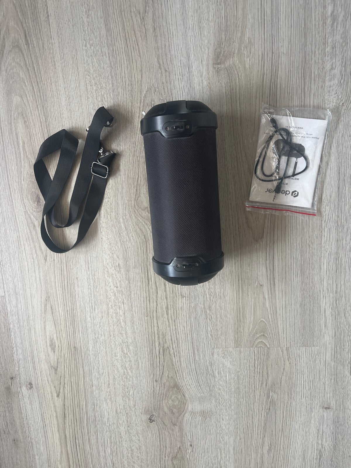 Draagbare Bluetooth Speaker met Lichteffecten en Draagriem, Audio, Tv en Foto, Luidsprekers, Overige merken, Ophalen of Verzenden