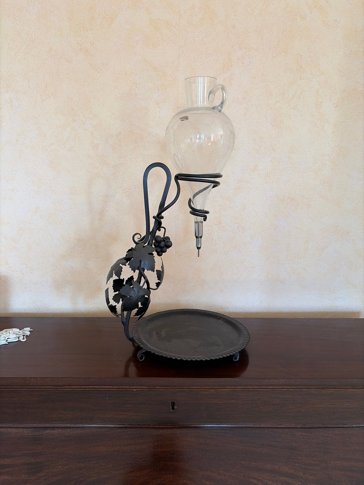 Vintage Wijn Decanteerder met Smeedijzeren Standaard, Ophalen