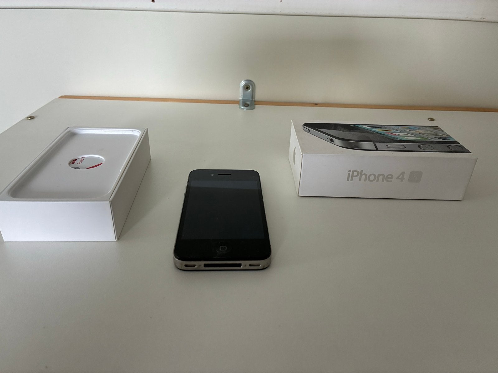 iPhone 4S - Lang niet meer aan geweest, Telecommunicatie, Mobiele telefoons | Apple iPhone, Ophalen, Gebruikt, IPhone 4S