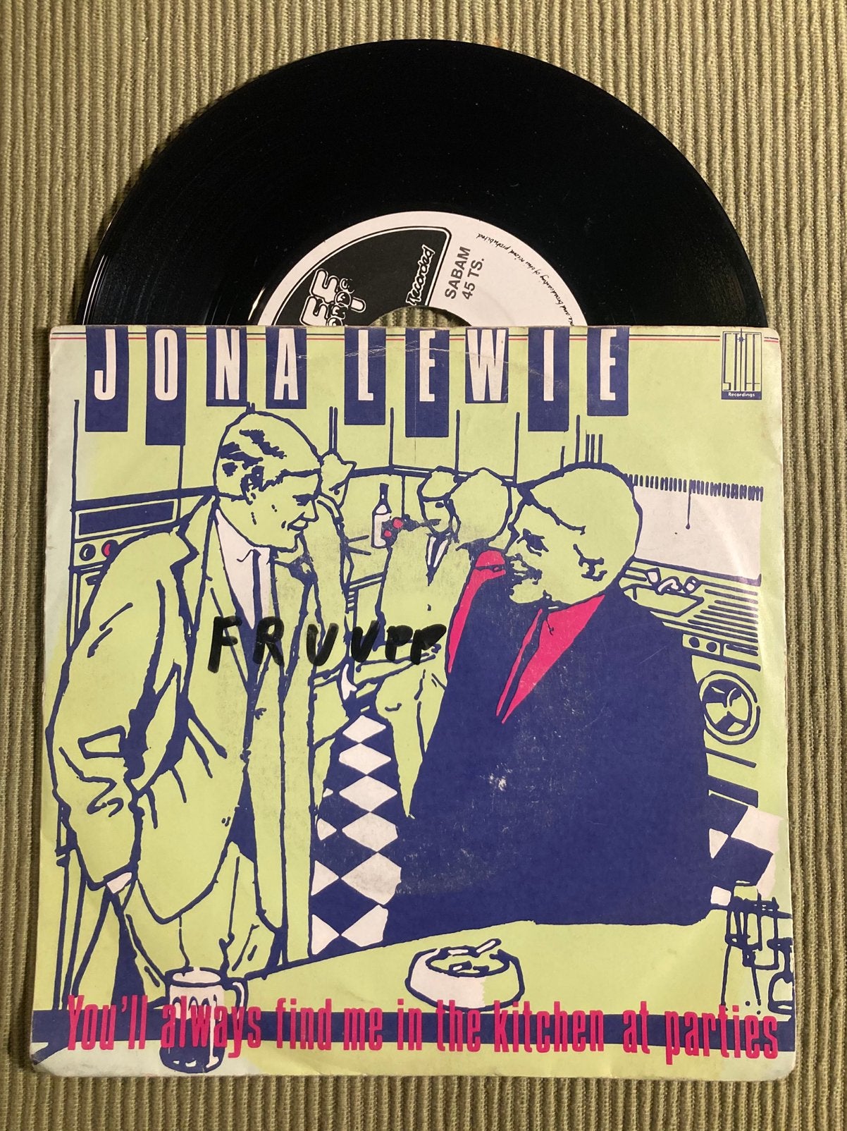 Vinyl single Jona Lewie - You’ll always find me in the . ., Gebruikt, 7 inch, Ophalen of Verzenden, Pop