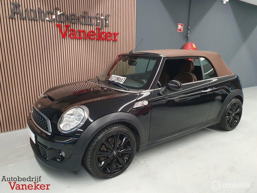 Mini Cabrio 1.6 Cooper S Chili Automaat|Harmann Kardon|Leder, Euro 5, 15 km/l, Gebruikt, 4 cilinders