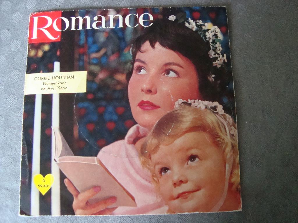 Corrie houtman - nonnenkoor en ave maria, Ophalen of Verzenden, Zo goed als nieuw, Overige genres