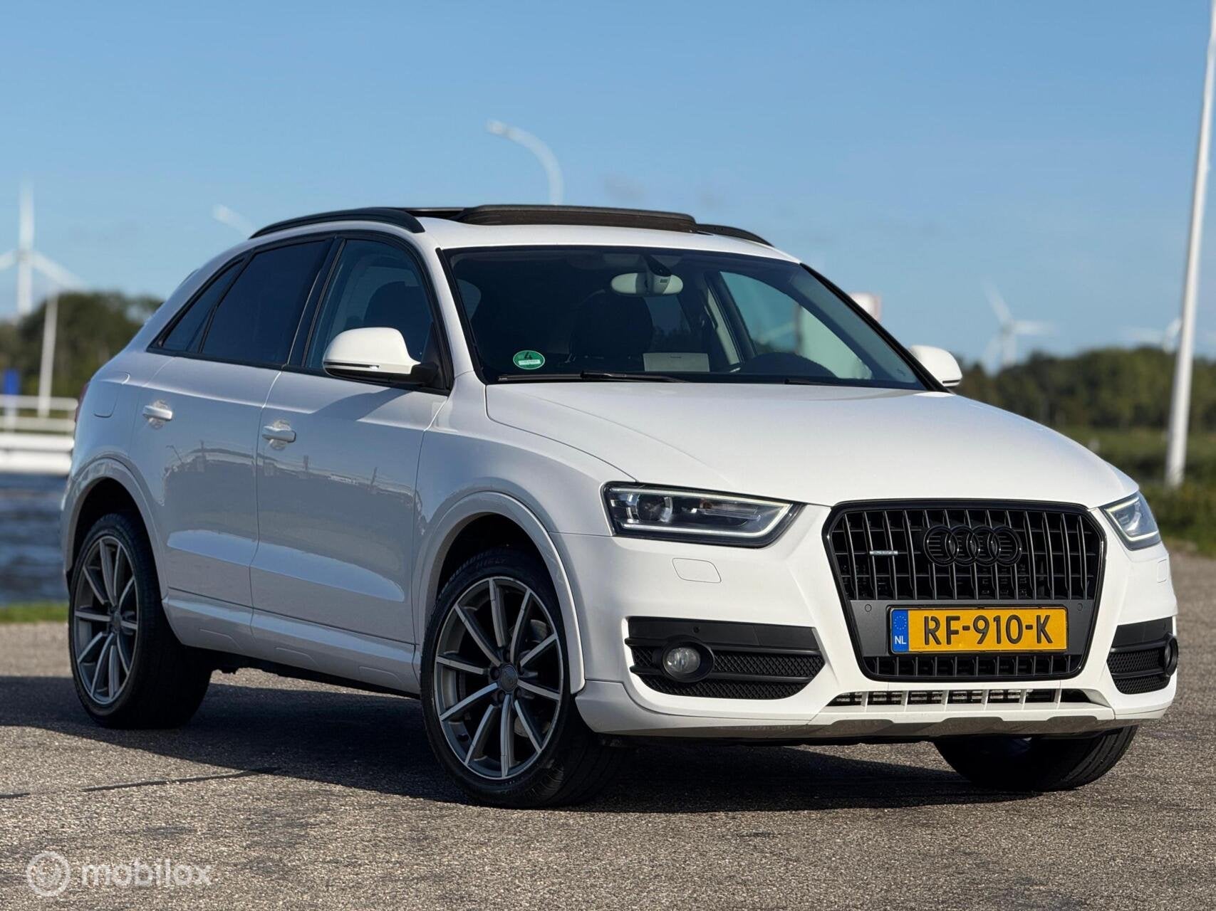 Audi Q3 2.0 TDI quattro Sport Edition, S-Line, PanoAutomaat, Auto's, Audi, Automaat, Euro 5, Gebruikt, 4 cilinders