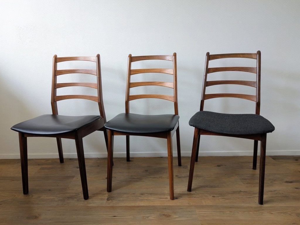 Teak Deens eetkamerstoelen set mid century, Huis en Inrichting, Ophalen, Gebruikt, Bruin, Vier