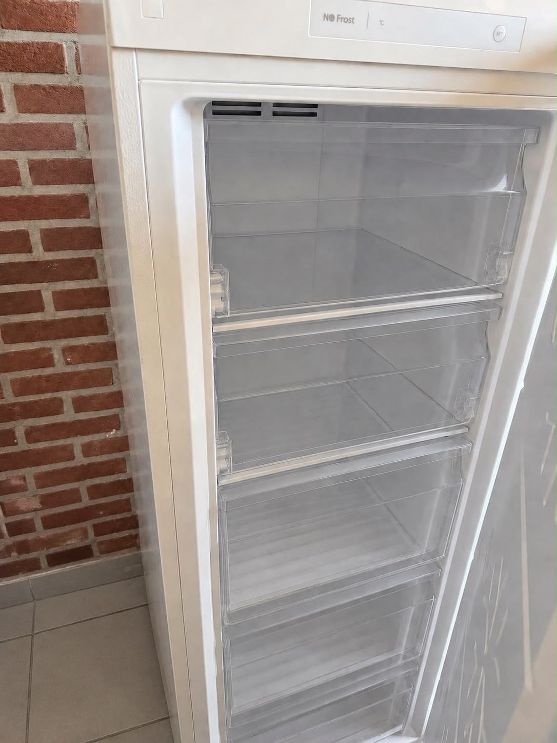Veripart Vrieskast VPVR144NF, Gebruikt, Minder dan 60 cm, 140 tot 160 cm, Vrijstaand